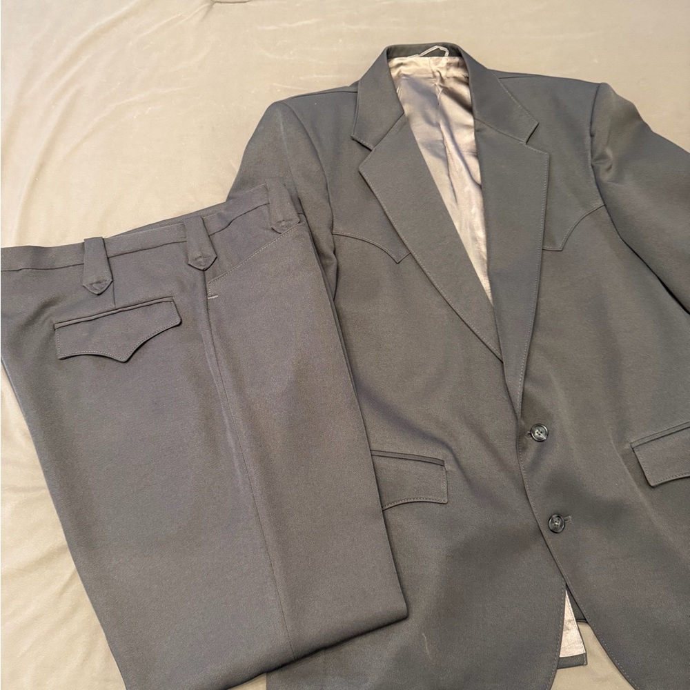Stafford Charcoal Men's Suit